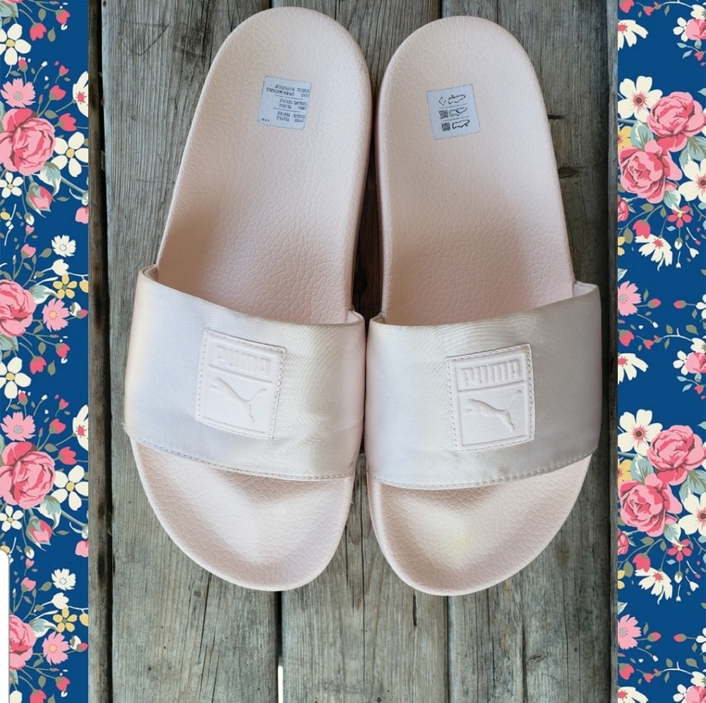 Reposh Puma womens Lead Cat Slides 8.5